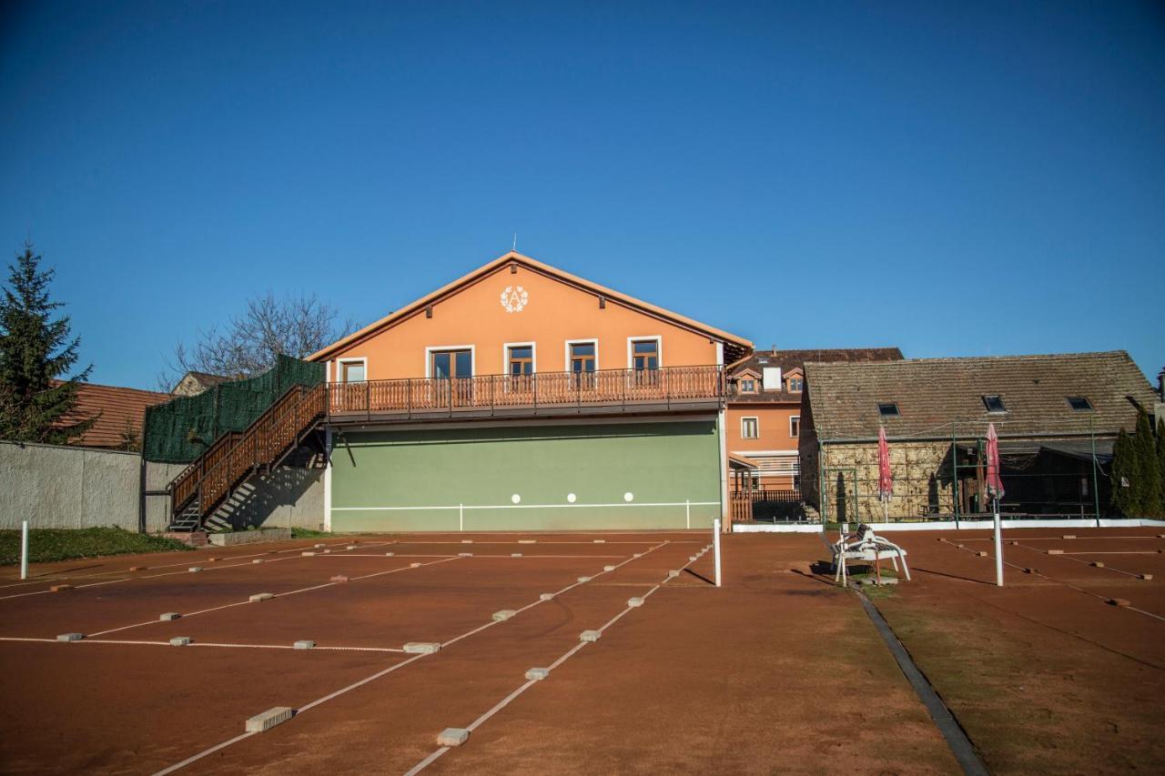 Amalka U Ripu Hotel Straskov Exterior photo