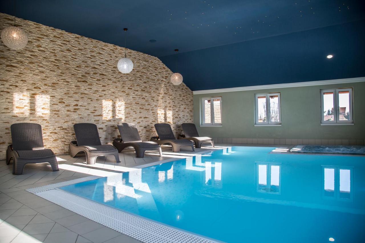 Amalka U Ripu Hotel Straskov Exterior photo